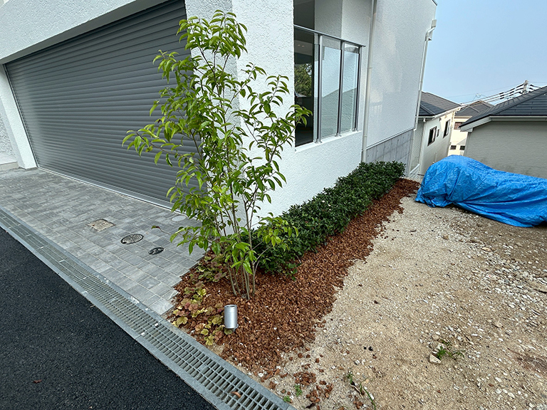 兵庫県神戸市東灘区　個人邸　新築工事に伴う洋風庭園の作成